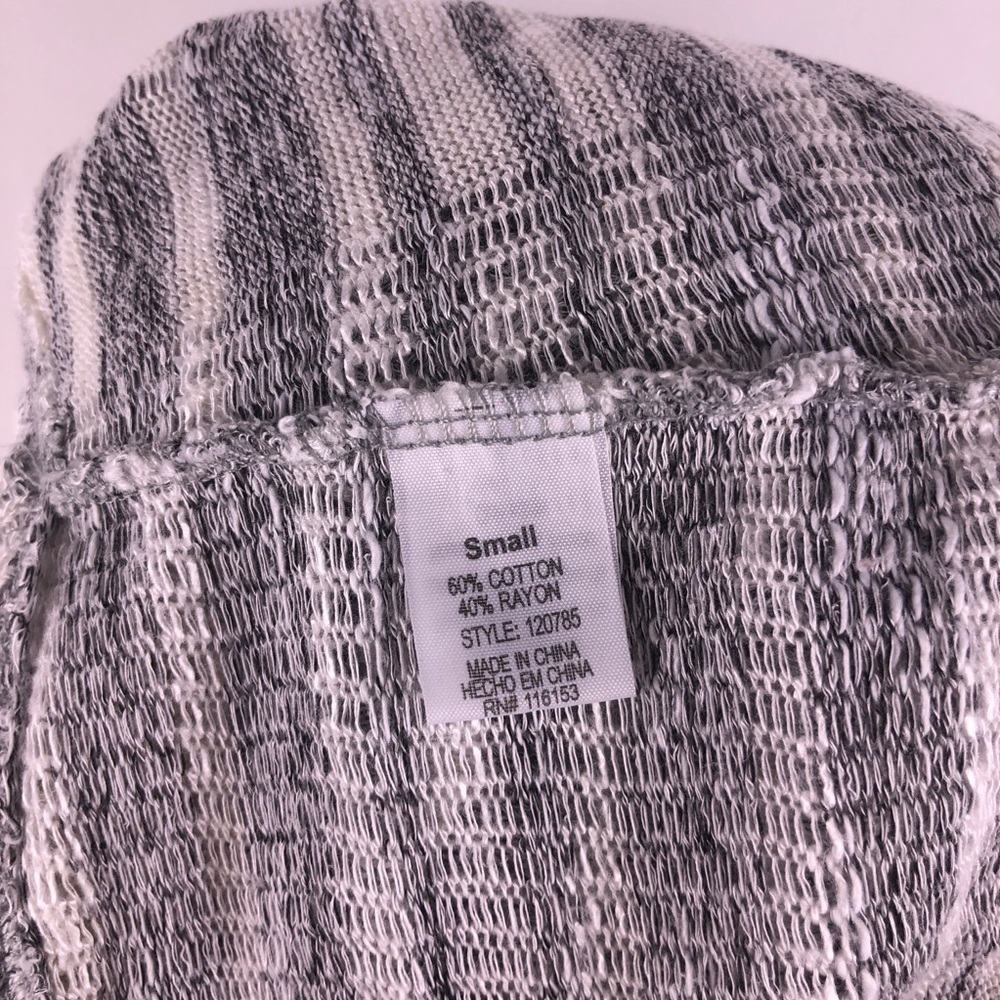 POOF Gray White Striped Lightweight Hooded Fringe Pullover Cover Up Small - Picture 7 of 9